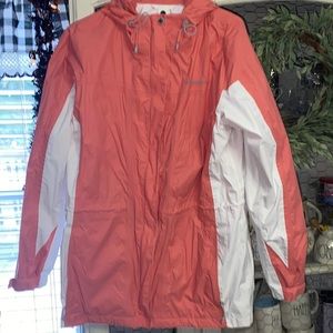 Cute Columbia Hooded Jacket